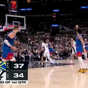 亚博-约基奇打满12分钟拿到12分7篮板，掘金首节37-34领先马刺