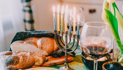 亚博体育官网-小克鲁伊夫：会给更多球员机会 用胜利结束本赛季